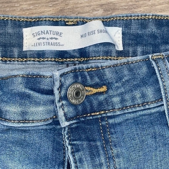 Levi 10 shorts - Picture 2 of 6